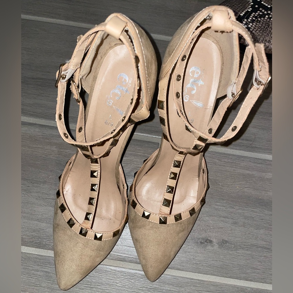 TC Taupe Pointed-Toe T-Strap Heels with Gold Studs